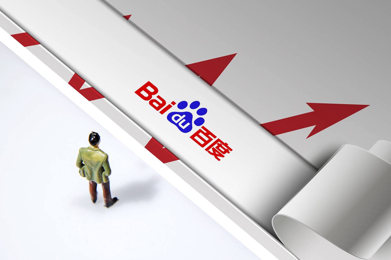 必赢437唐艺昕和女儿亲子装出游